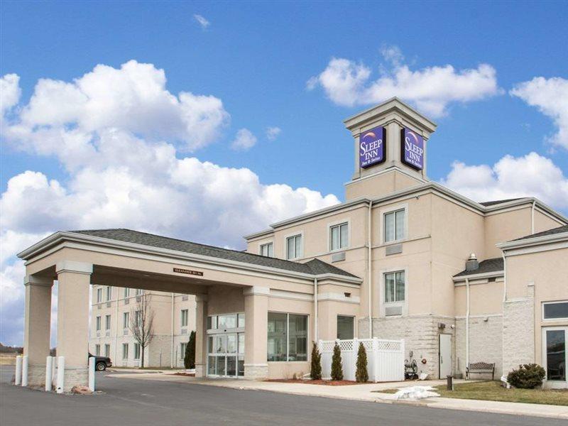 Comfort Inn & Suites Sheboygan I-43 מראה חיצוני תמונה