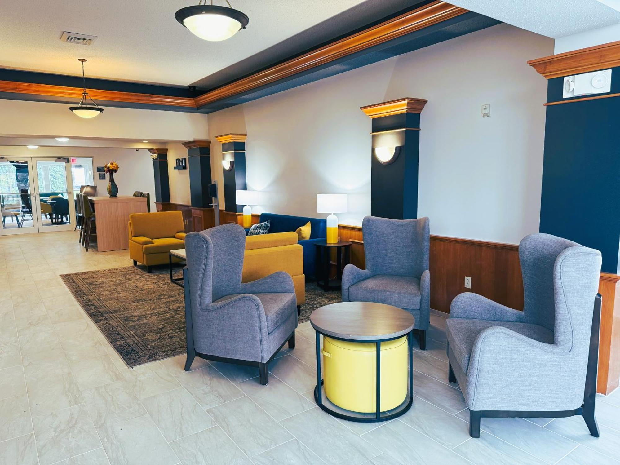 Comfort Inn & Suites Sheboygan I-43 מראה חיצוני תמונה