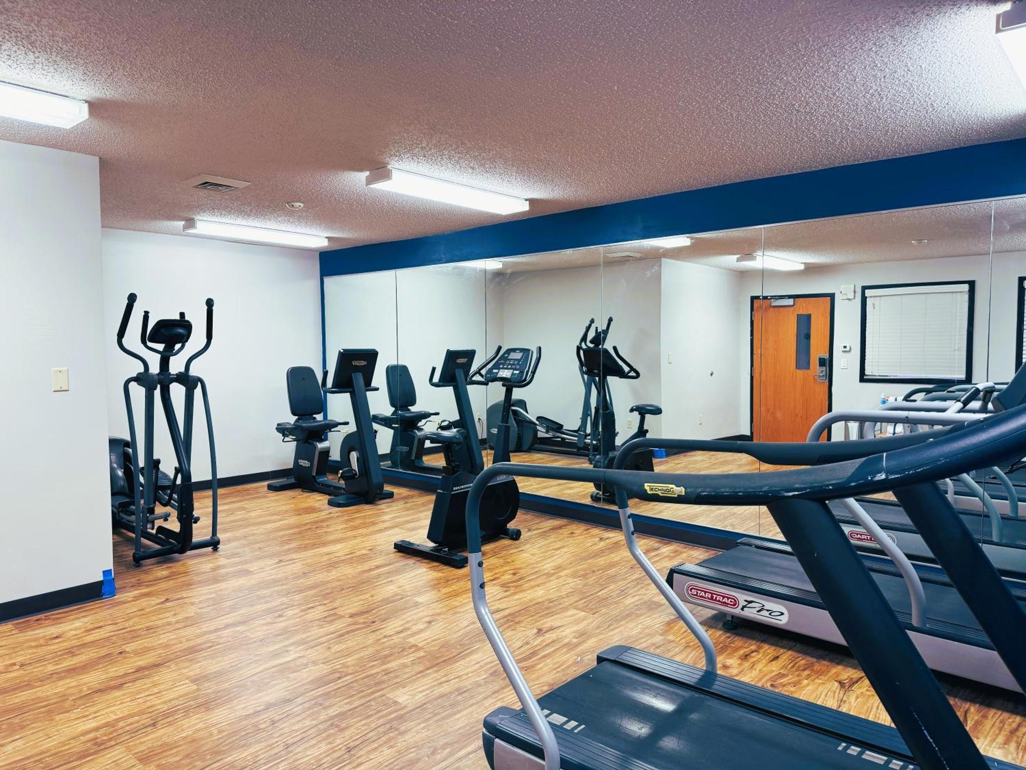 Comfort Inn & Suites Sheboygan I-43 מראה חיצוני תמונה