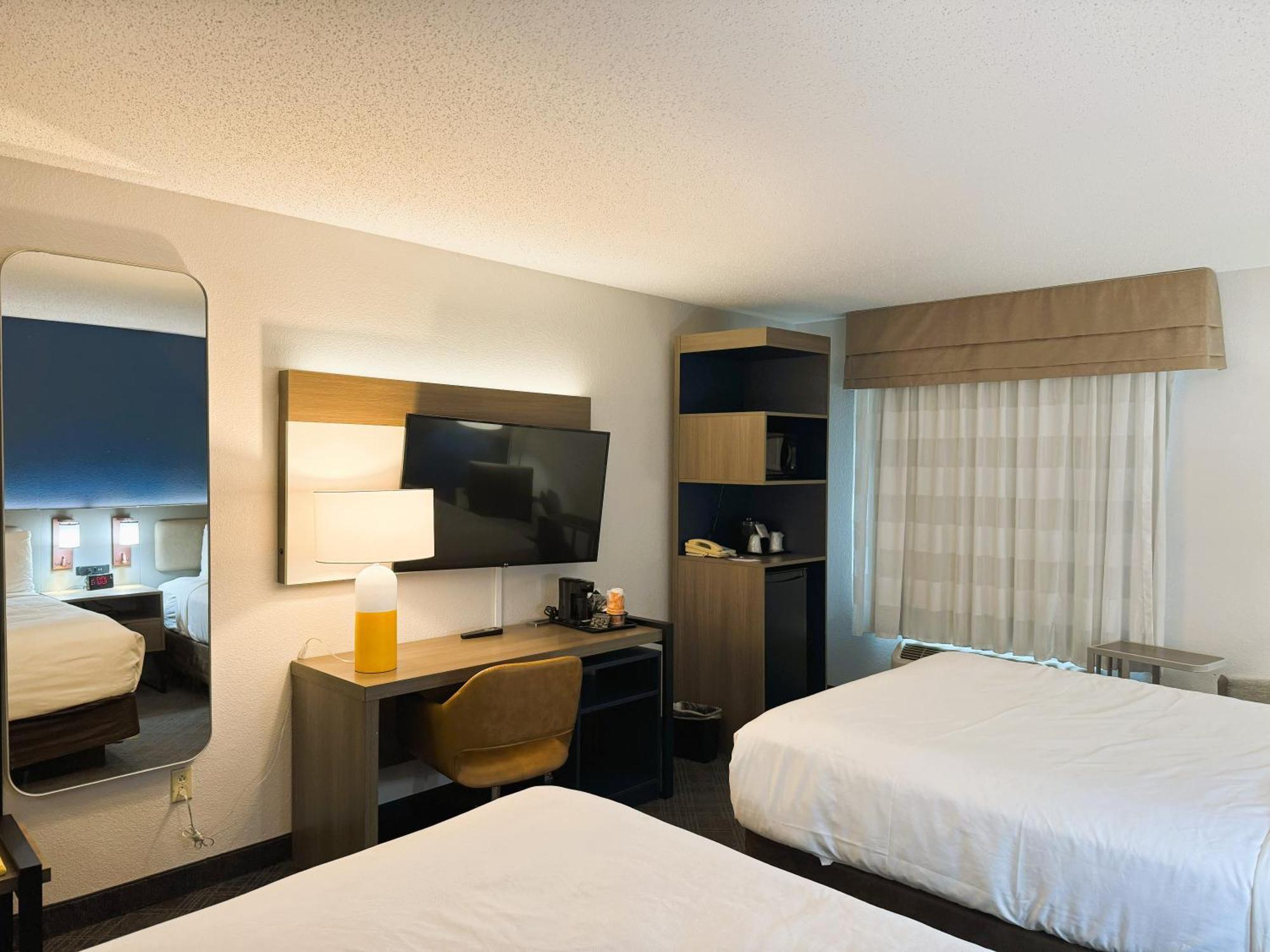 Comfort Inn & Suites Sheboygan I-43 מראה חיצוני תמונה