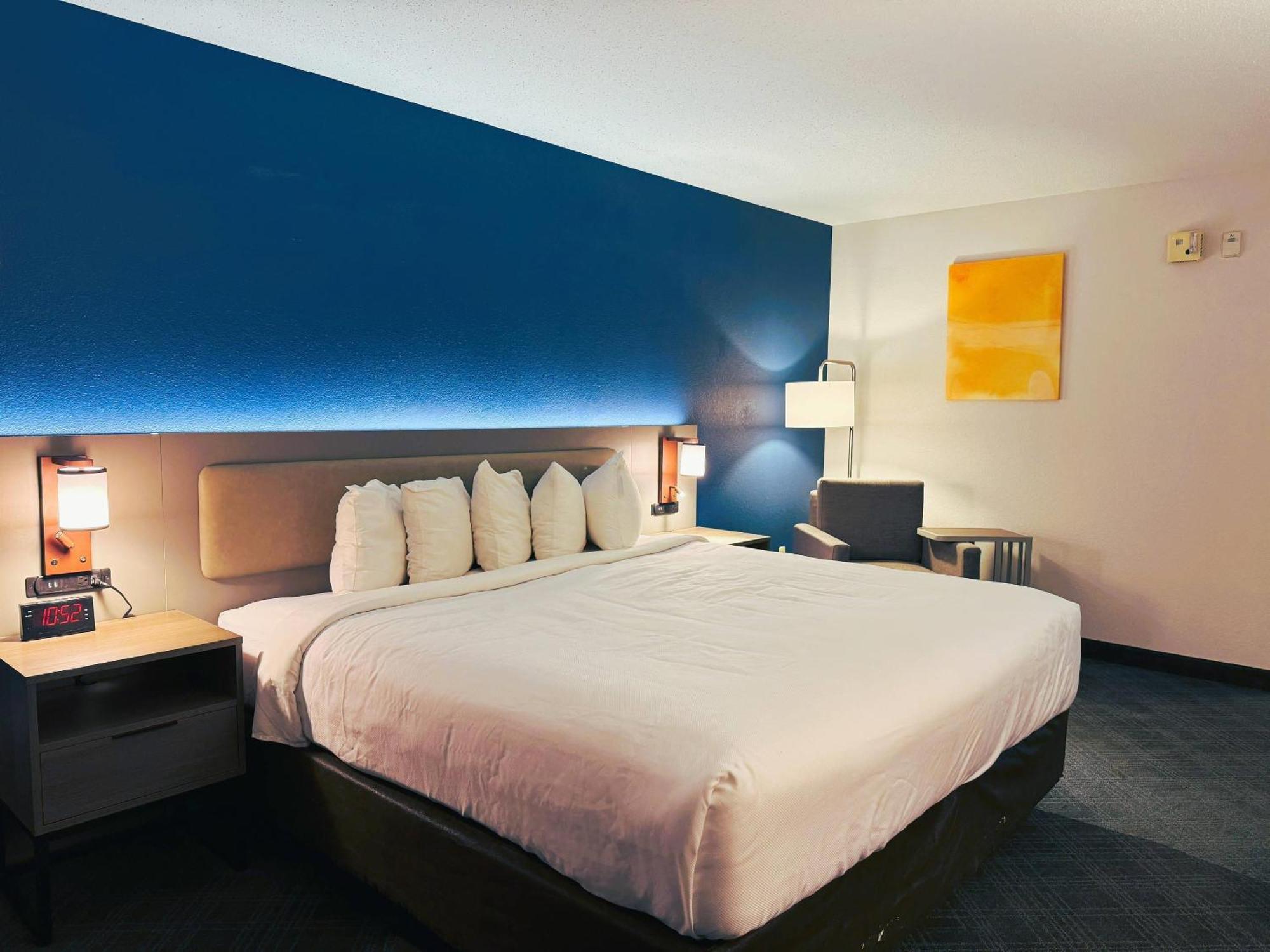 Comfort Inn & Suites Sheboygan I-43 מראה חיצוני תמונה