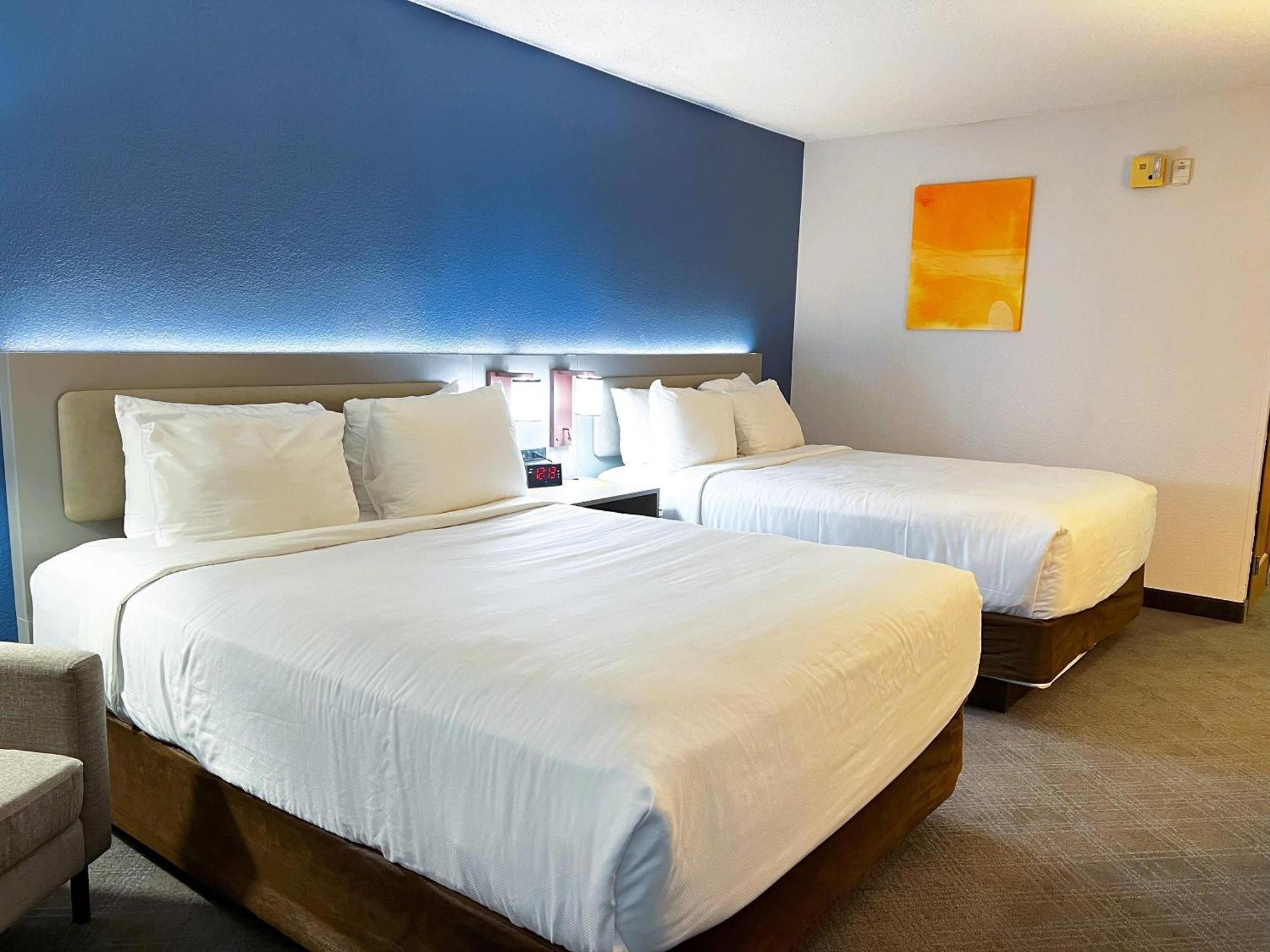 Comfort Inn & Suites Sheboygan I-43 מראה חיצוני תמונה