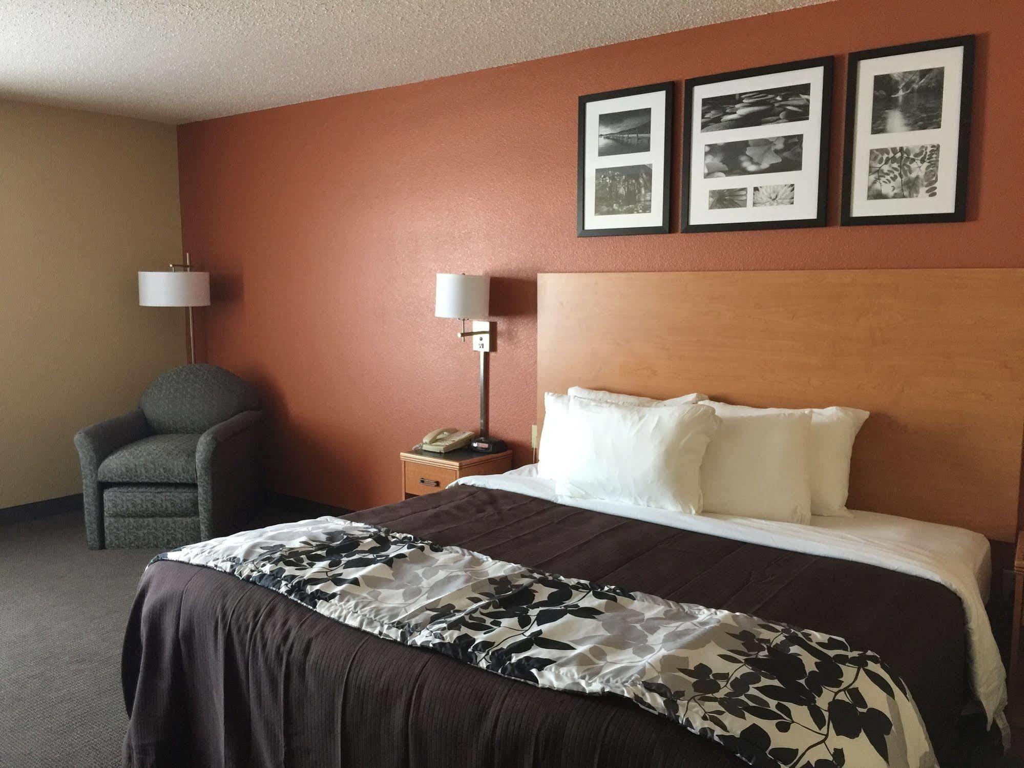 Comfort Inn & Suites Sheboygan I-43 מראה חיצוני תמונה