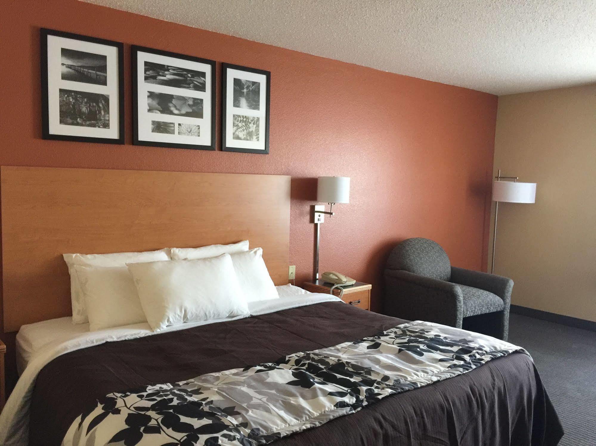 Comfort Inn & Suites Sheboygan I-43 מראה חיצוני תמונה