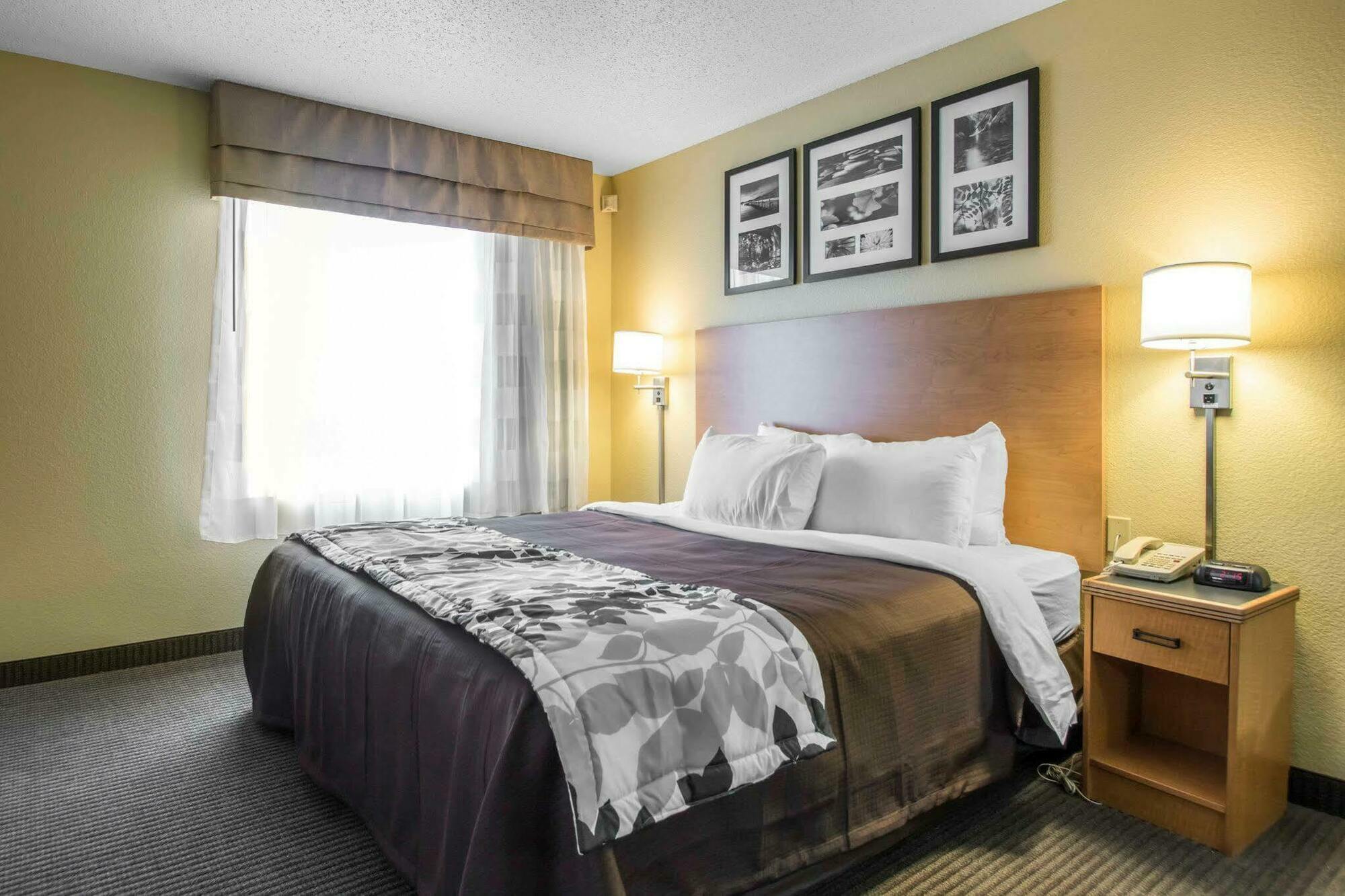 Comfort Inn & Suites Sheboygan I-43 מראה חיצוני תמונה